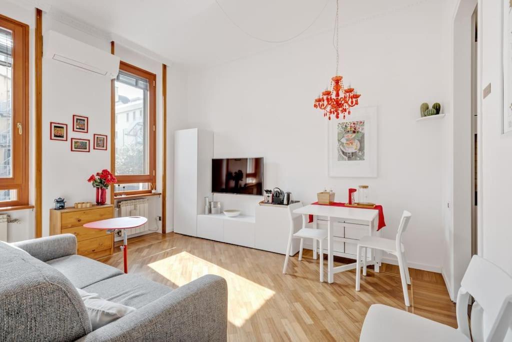 Easylife - Bello E Luminoso Flat In Zona Centrale Milano Dış mekan fotoğraf